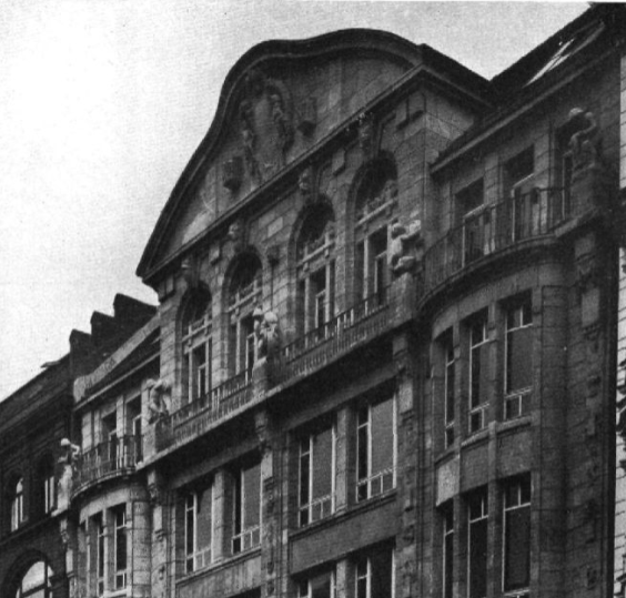 Das Haus in der Kronenstraße 17 von Max Bing