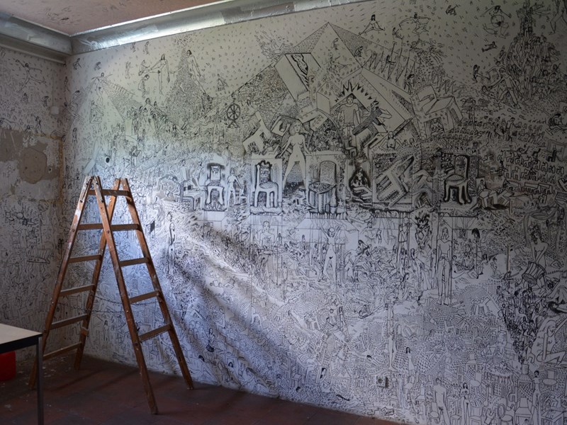 Ein von der KünstlerInnengruppe Wallywoods bemalter Raum im Kulturhaus Peter Edel